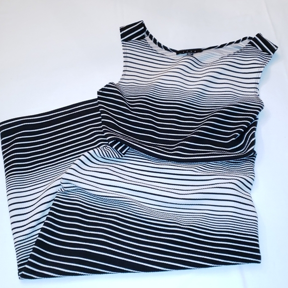 Snap dress - Picture 4 of 7